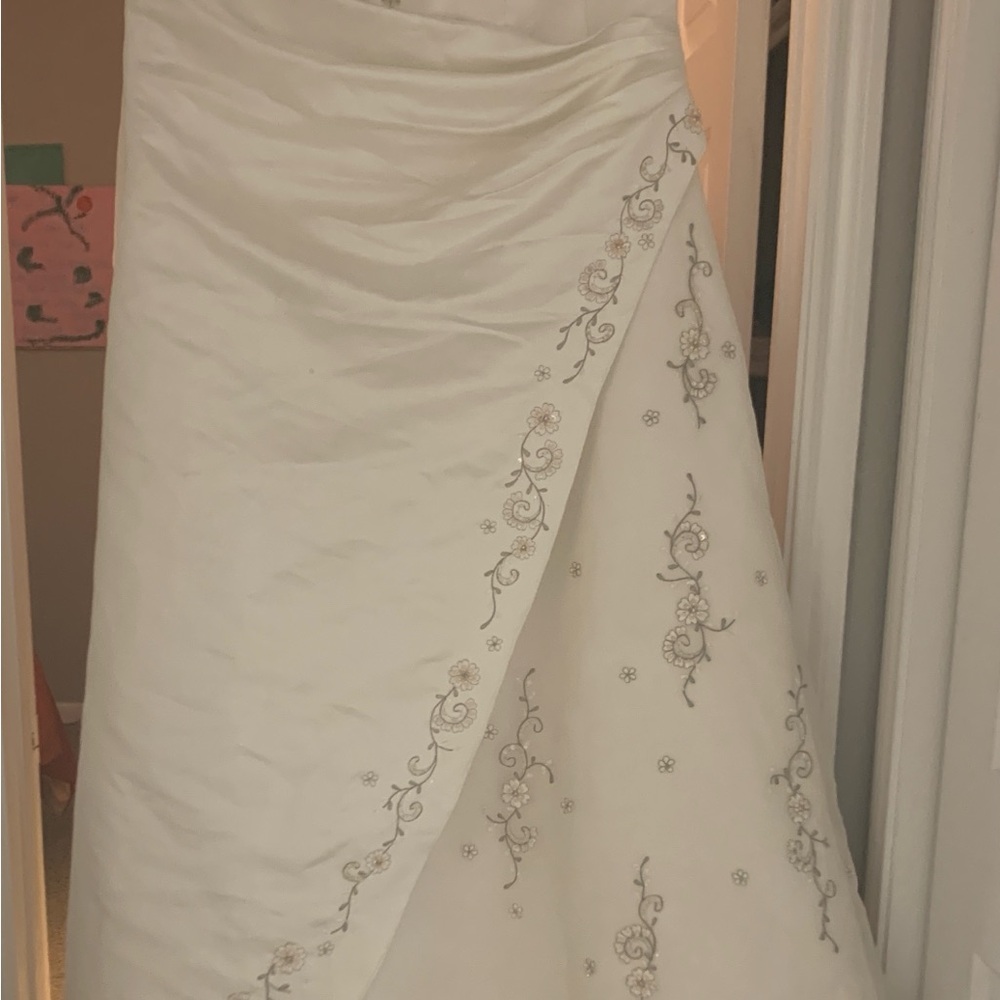 David's Bridal White Strapless Ruched Gown - Picture 10 of 10